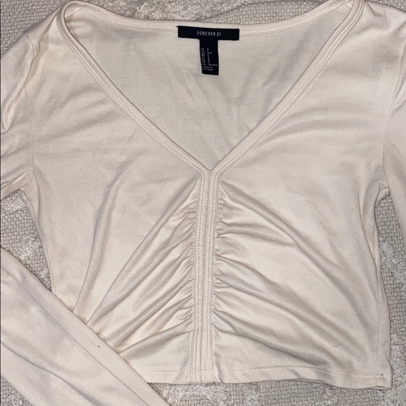 Cream rouched front, long sleeve crop top - Picture 2 of 3